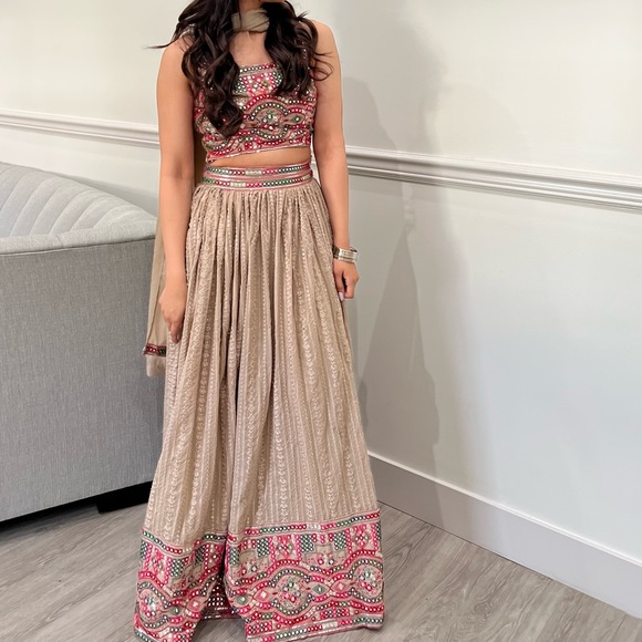 Mirror work lengha - Picture 2 of 3